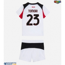 Otroški Nogometni dresi AC Milan Fikayo Tomori #23 Gostujoči 2025-26 Kratek Rokav (+ Kratke hlače)